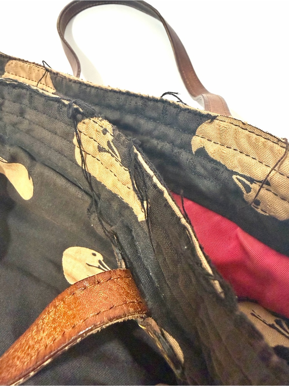Dooney & Bourke Vintage Wonder Duck (Victoria) Satchel Bag - Picture 5 of 6